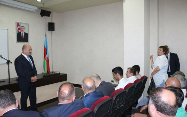  Nəsimi rayonunda vətəndaşların səyyar qəbulu diqqət  mərkəzində saxlanılır  – FOTO