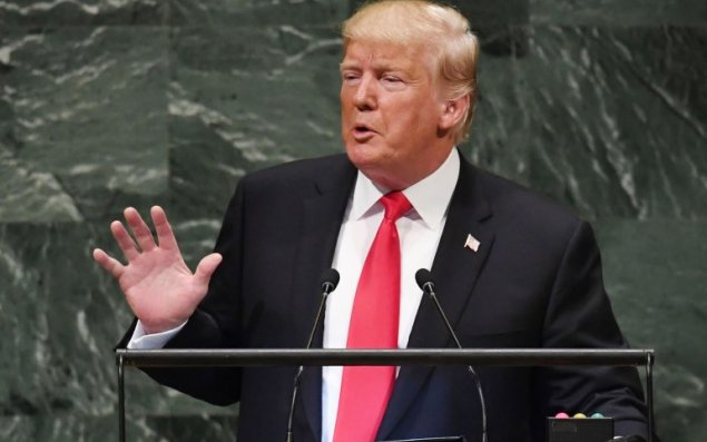 Tramp Moskvada paradda iştirak etmək istədiyini deyib