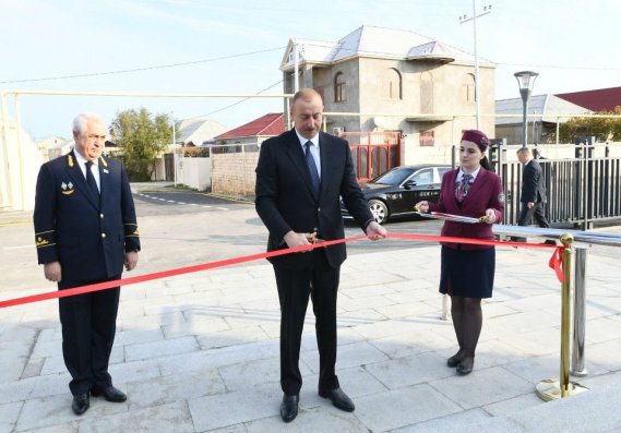 Prezident İlham Əliyev Pirşağı dəmir yolu stansiyasının açılışında iştirak edib – FOTOLAR - YENİLƏNİB