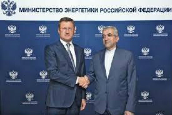 İran Rusiyadan 5 milyard dollar kredit alır