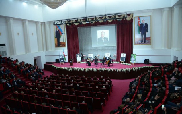 Ulu Öndər Heydər Əliyevin anım gününə həsr olunmuş tədbir keçirildi – FOTO