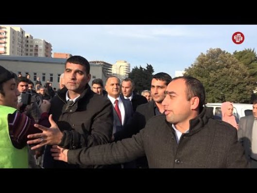 Deputatlığa namizəd Kəmaləddin Qafarovun qoçuları jurnalisti döydü - VİDEO