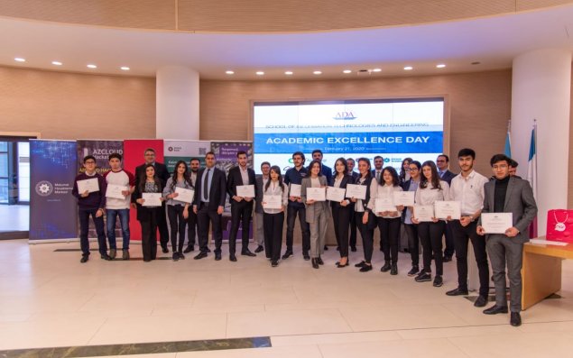 “Nar” ADA Universitetinin İT üzrə fərqlənən tələbələrinə dəstək olub