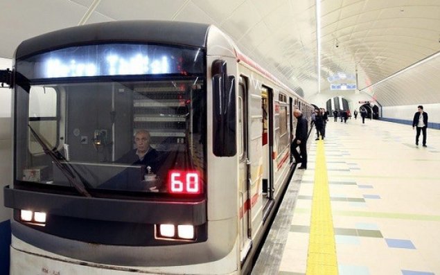 Tbilisidə metro və sərnişin avtobuslarının işləməsi qadağan olunur 