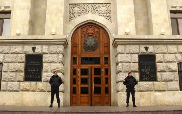 Karantin qaydalarını pozan məktəb direktoru və qəzet redaktoru cərimələndi 