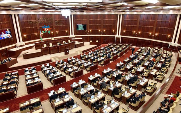 Bəzi karantin məhdudiyyətləri deputata şamil edilməyəcək 