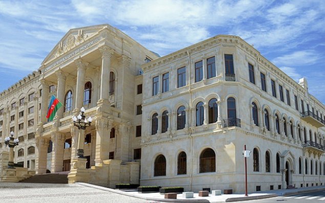 İcra başçılarının nümayəndələri işdən qovulub, cinayət işi açılıb  - SİYAHI