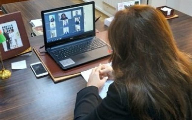     Nəsimi rayon İcra Hakimiyyətində növbəti videomüşavirə keçirilmişdir 