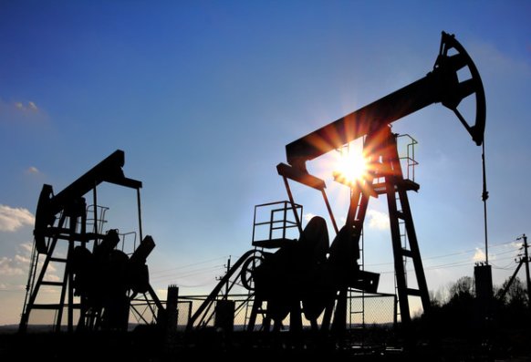 Dünya neft ehtiyatları 1,5 milyard barel artıb 