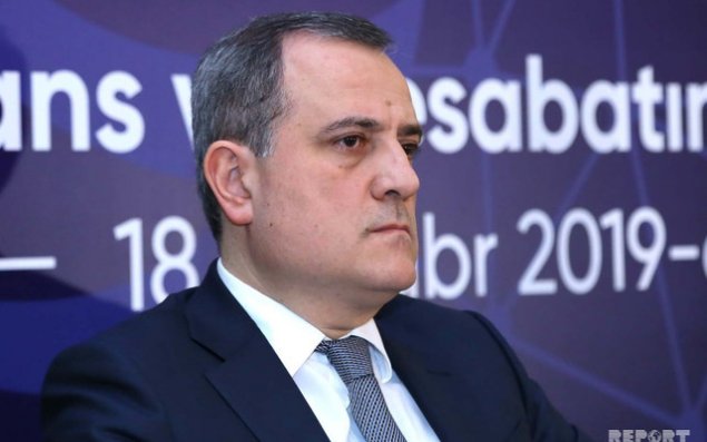 Ceyhun Bayramov təhsil şöbəsinin müdiri və 5 direktoru cəzalandırdı 