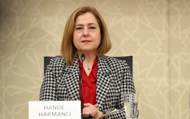 ÜST:  Koronavirusla əlaqəli qarşıda hələ uzun yol var