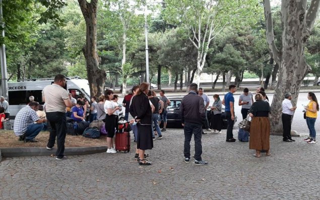 Azərbaycanın daha 200 vətəndaşı Gürcüstandan təxliyə olunur 