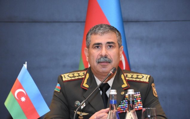 Zakir Həsənov şəhid general və polkovnikin ailələrini ziyarət edib 