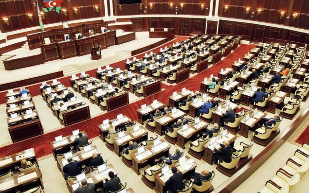 Milli Məclisin komitə iclasında dövlət büdcəsinə dəyişiklik layihəsi müzakirə olunur