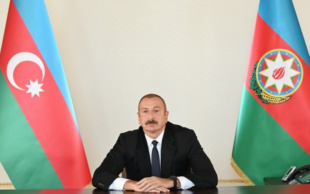 Prezident Milli Qəhrəman Şükür Həmidovun atası ilə danışıb 