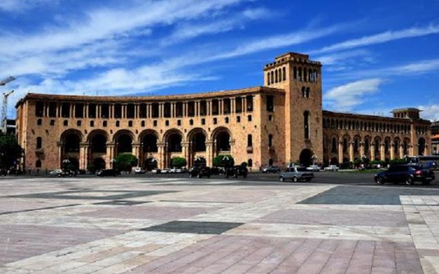 Ermənistanda növbədənkənar parlament seçkiləri keçiriləcək 