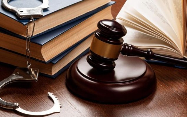 Tutulan sabiq icra başçısı məhkəməyə gətirildi 