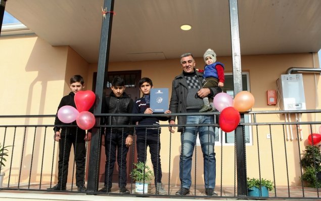 Daha 42 şəhid ailəsi və Qarabağ müharibəsi əlilinə fərdi evlər verilib - FOTOLAR
