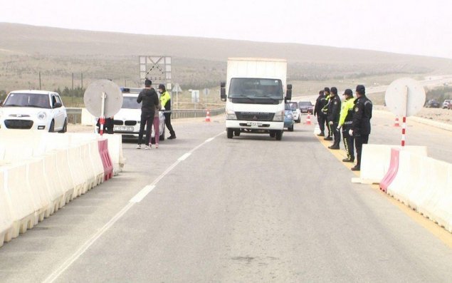 DİN: Postlardan 1 303 nəqliyyat vasitəsi müəyən olunaraq geri qaytarılıb