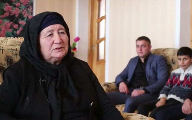 Vətən müharibəsində 7 nəvəsi iştirak edən nənə - VİDEO