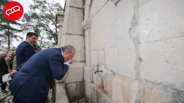 Mustafa Şentop “Xan qızı” bulağından su içdi (FOTO)