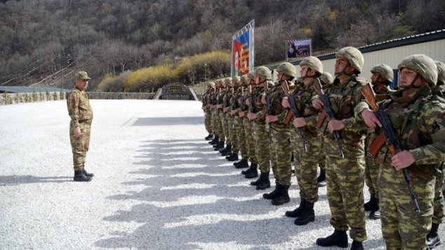 Zakir Həsənov yeni hərbi infrastrukturlara baxış keçirdi (VİDEO/FOTOLAR)