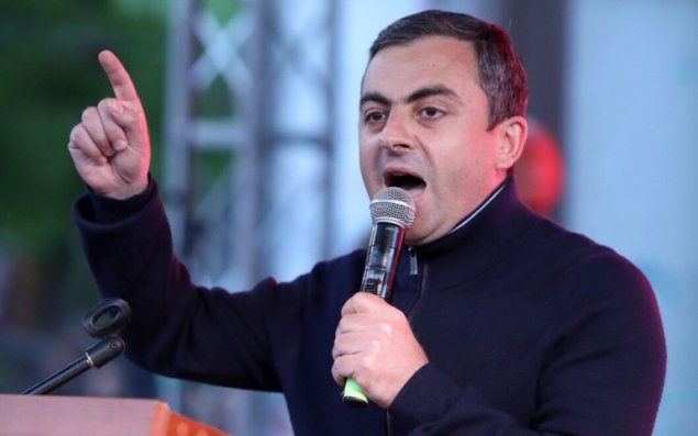 Müxalifət Paşinyanı devirmək üçün hərəkətə KEÇDİ