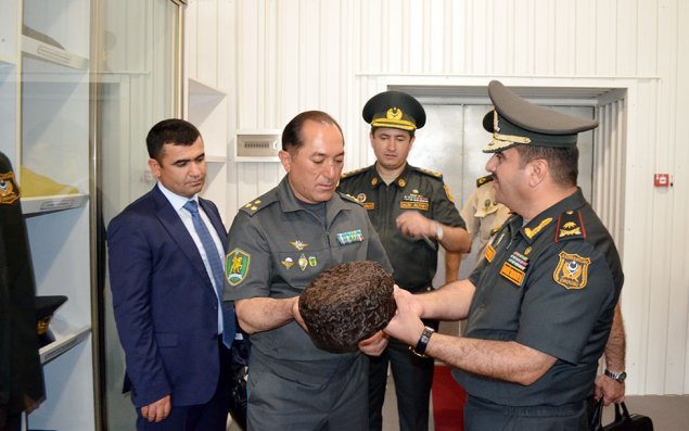 Azərbaycan-Özbəkistan hərbi əməkdaşlığı müzakirə edildi - FOTO