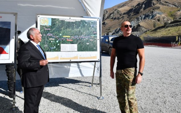 Prezident Kəlbəcər-Laçın yolunda yeni inşa edilən tunellə TANIŞ OLDU