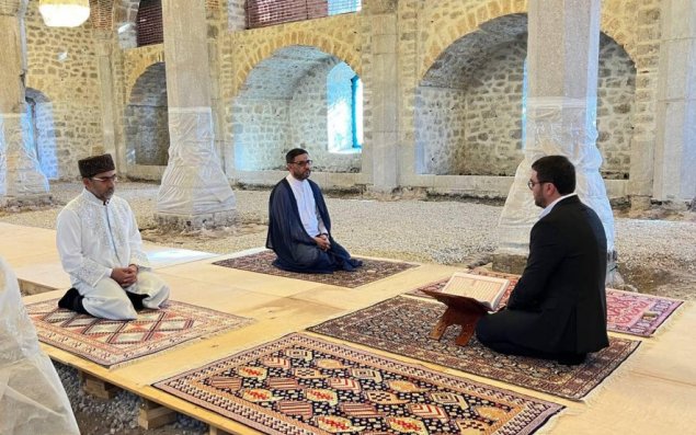 Şuşada şəhidlərin xatirəsinə namaz qılındı - FOTO