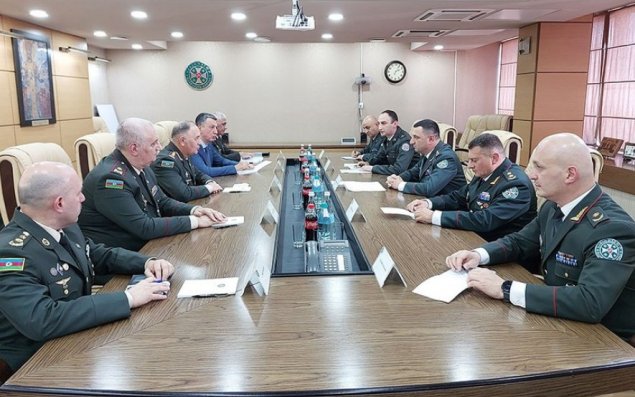 Azərbaycan-Gürcüstan hərbi əməkdaşlığı müzakirə olundu