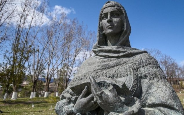 Ağdamda Natəvanın abidəsinin açılışı oldu