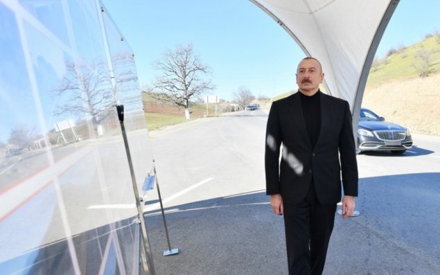 Prezident Bərdə-Ağdam yolunda görülən işlərlə tanış oldu