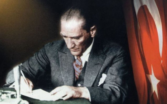 Bu gün Mustafa Kamal Atatürkün anım günüdür