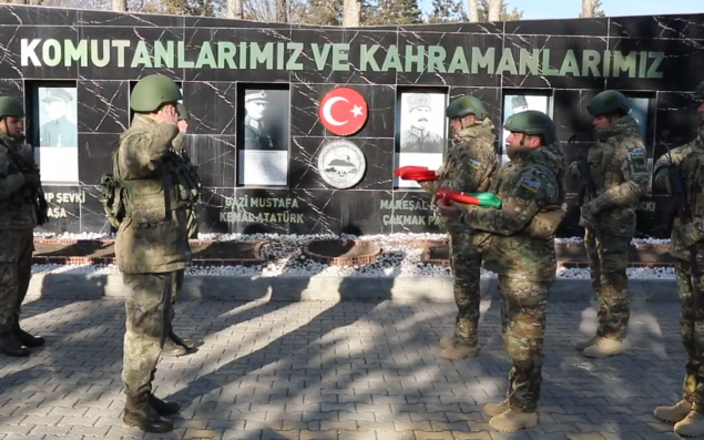 Azərbaycan və Türkiyə hərbçiləri birgə təlim keçir - VİDEO