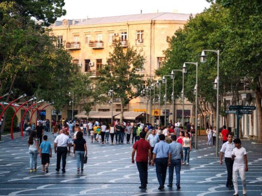 Ölkədə muzdla işləyənlərin sayı açıqlandı