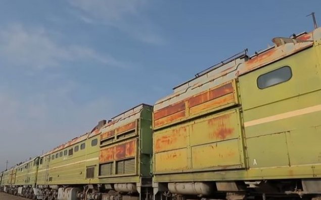 Naxçıvanın 30 ildir tərpənməyən qatarları - VİDEO