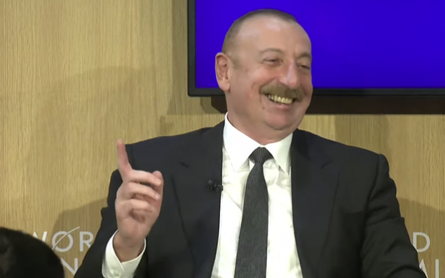 Prezidentin iştirakı ilə Davosda səmimi anlar- VİDEO