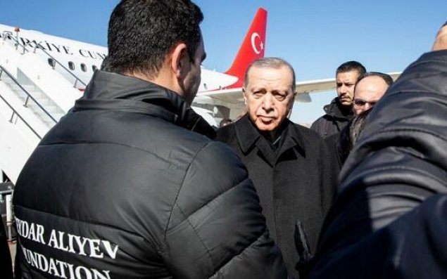 Ərdoğan Heydər Əliyev Fondunun nümayəndələri ilə görüşdü