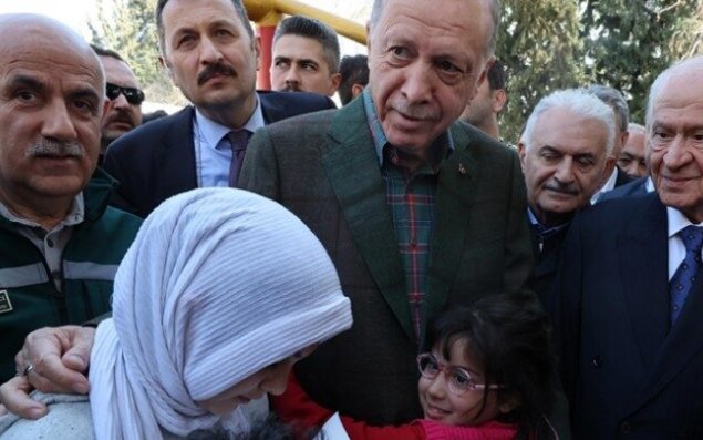 Ərdoğan çadır şəhərciyində - FOTO