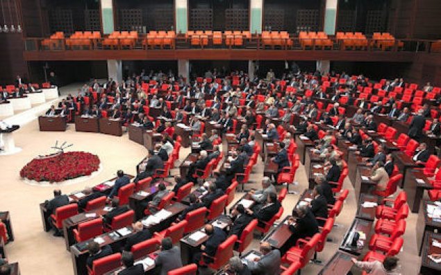 TBMM-də zəlzələ ilə bağlı komissiya yaradılacaq