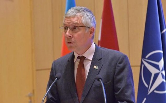 Britaniya səfiri Horadizə gedir