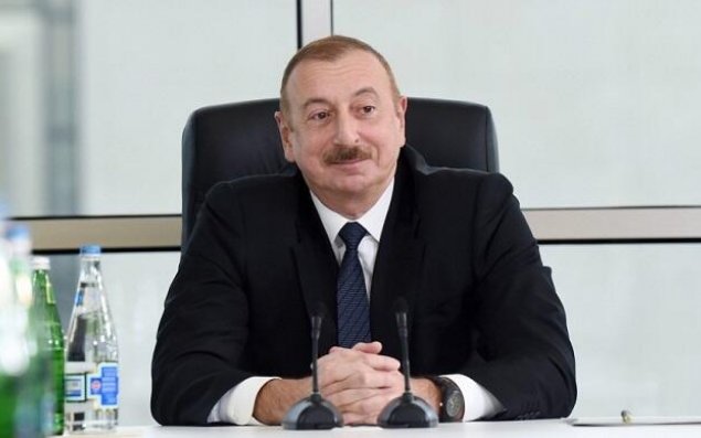 İlham Əliyev Seneqalın dövlət başçısını təbrik etdi