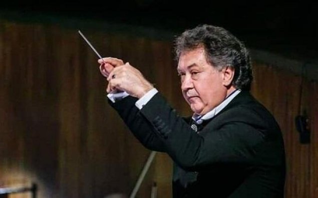 Ukrayna dirijoru Bakıda çıxış etdiyi üçün qovdu