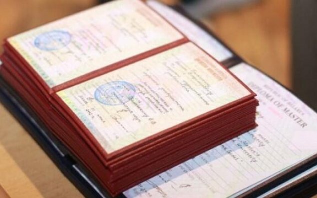 Xaricdə təhsil almış 102 nəfərin diplomu tanınmadı