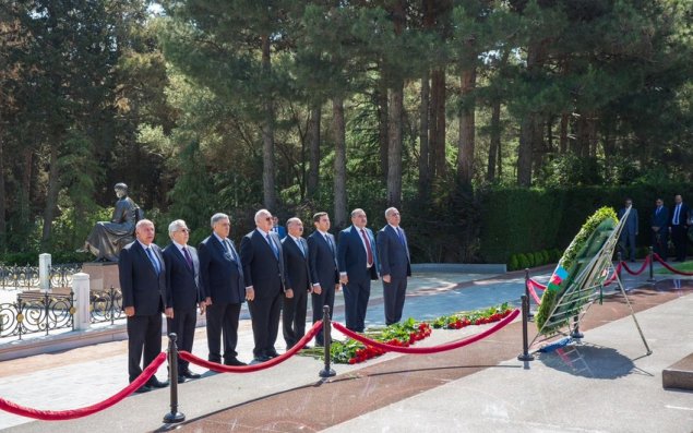 85 il səmada: Azərbaycan Mülki Aviasiyası yubileyini qeyd edir