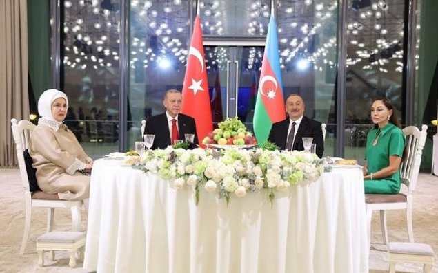 Ərdoğanın şərəfinə dövlət ziyafəti verilir 