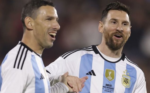 Messi doğum günündə het-trik etdi - VİDEO