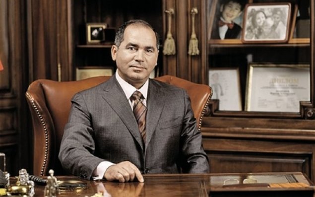 AB Fərhad Əhmədovu sanksiya siyahısından çıxardı