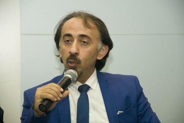 “Laçın” postunda ermənilərə sənəd imzaladaq - Professor